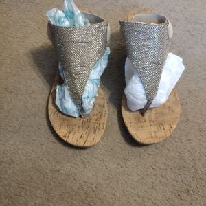 White Mountain sandals